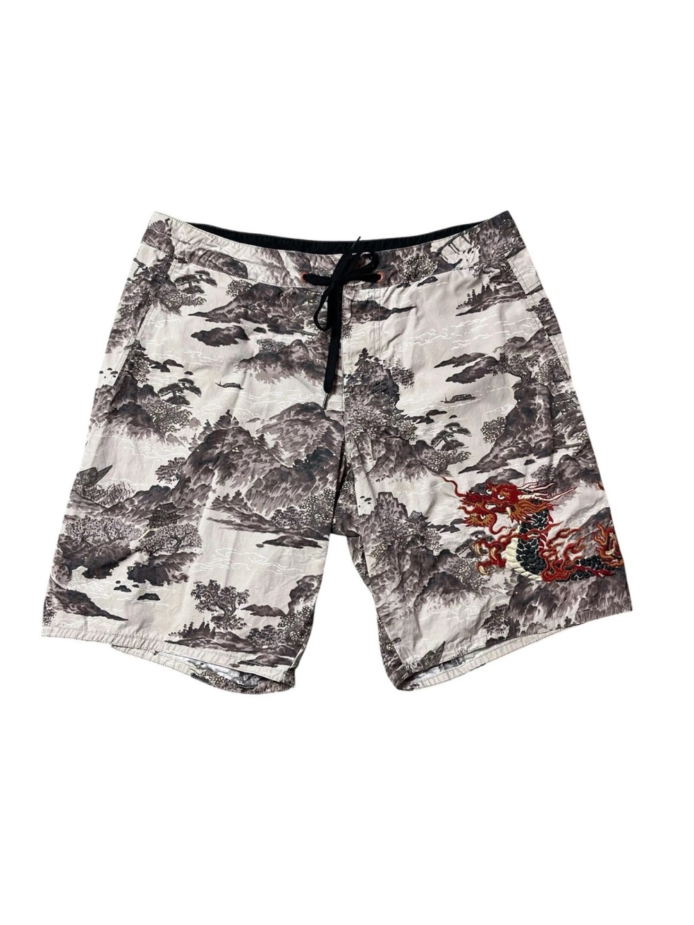 Vintage Y2K Lucky Brand Men’s Dragon Embroidered Board Short